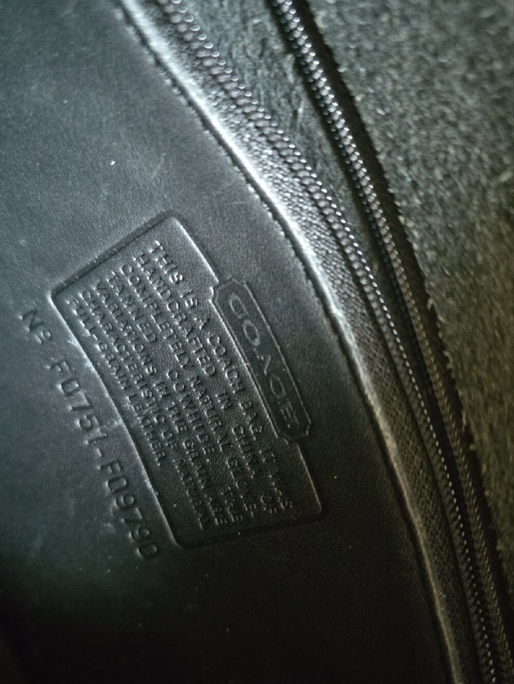 2007 Coach City Bag Crossbody Bag with Gold Turn-Lock  Fixer-Upper - Picture 2 of 9